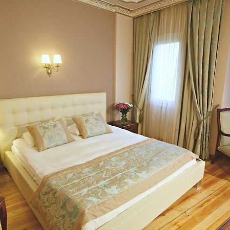 Hotel Uyan-Special Category อิสตันบูล ภายนอก รูปภาพ
