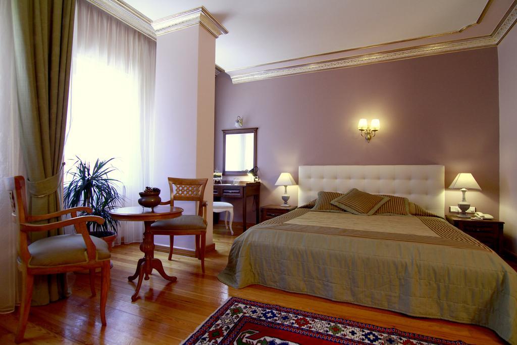 Hotel Uyan-Special Category อิสตันบูล ภายนอก รูปภาพ