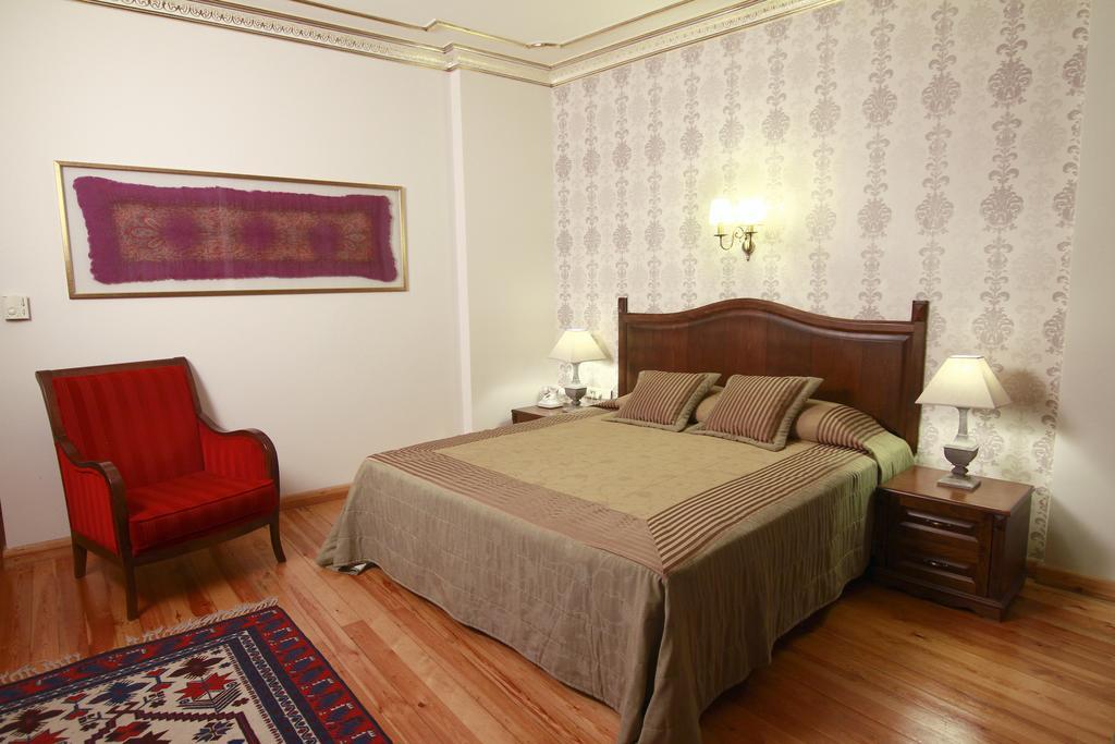 Hotel Uyan-Special Category อิสตันบูล ภายนอก รูปภาพ