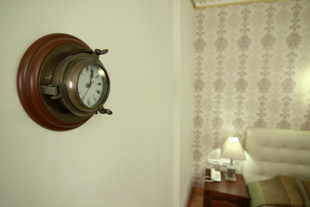 Hotel Uyan-Special Category อิสตันบูล ภายนอก รูปภาพ
