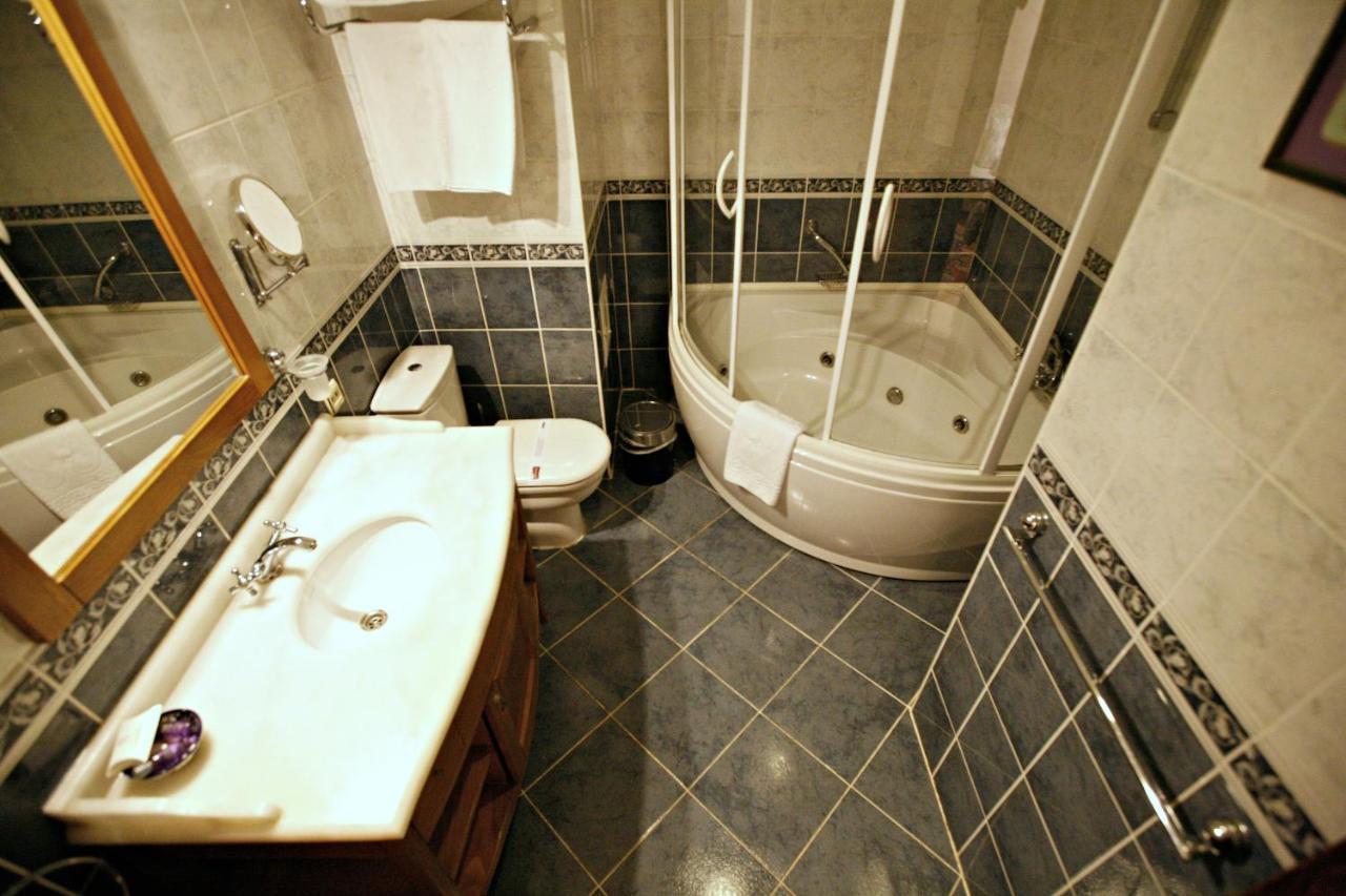 Hotel Uyan-Special Category อิสตันบูล ภายนอก รูปภาพ